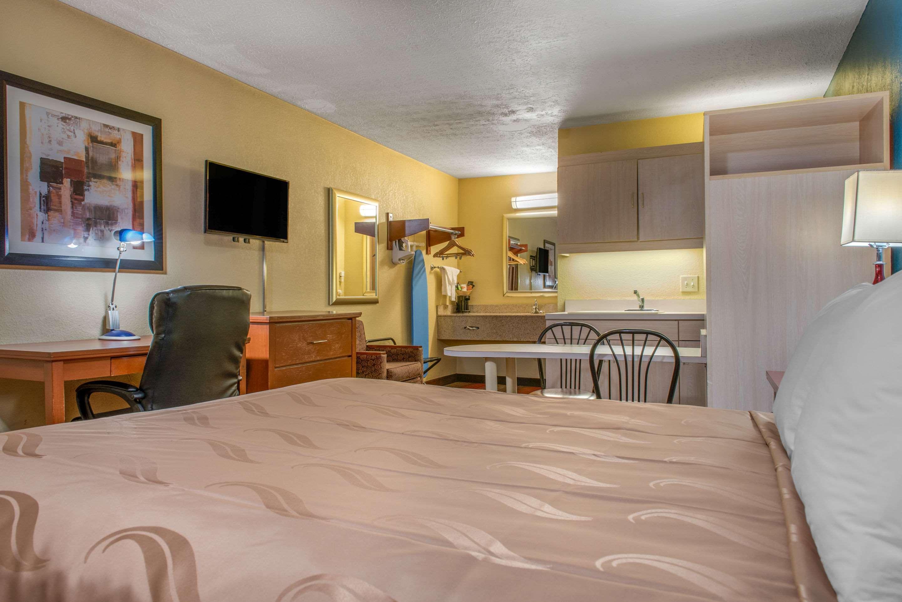 Quality Inn Columbus-East Dış mekan fotoğraf