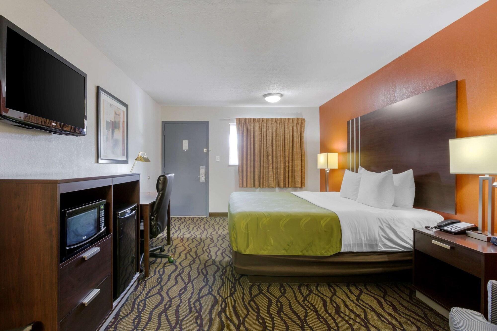 Quality Inn Columbus-East Dış mekan fotoğraf